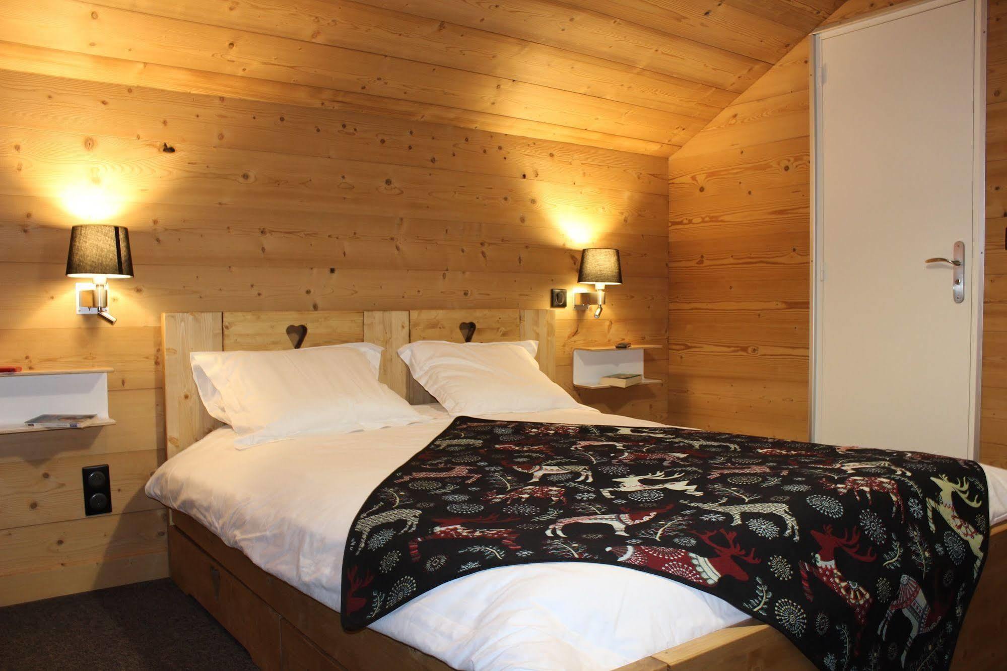 Hotel Restaurant U'Fredy La Clusaz Ngoại thất bức ảnh