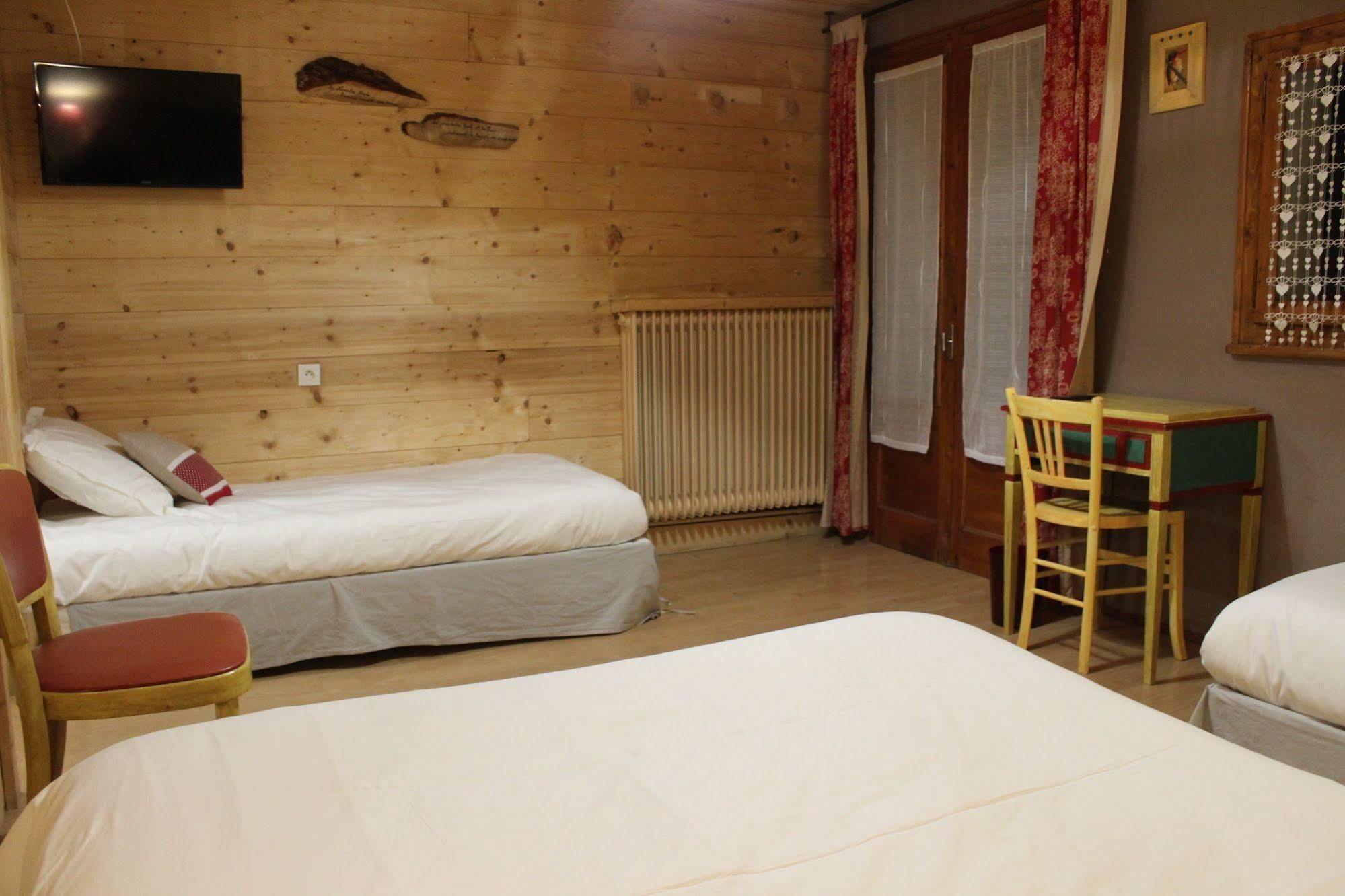Hotel Restaurant U'Fredy La Clusaz Ngoại thất bức ảnh